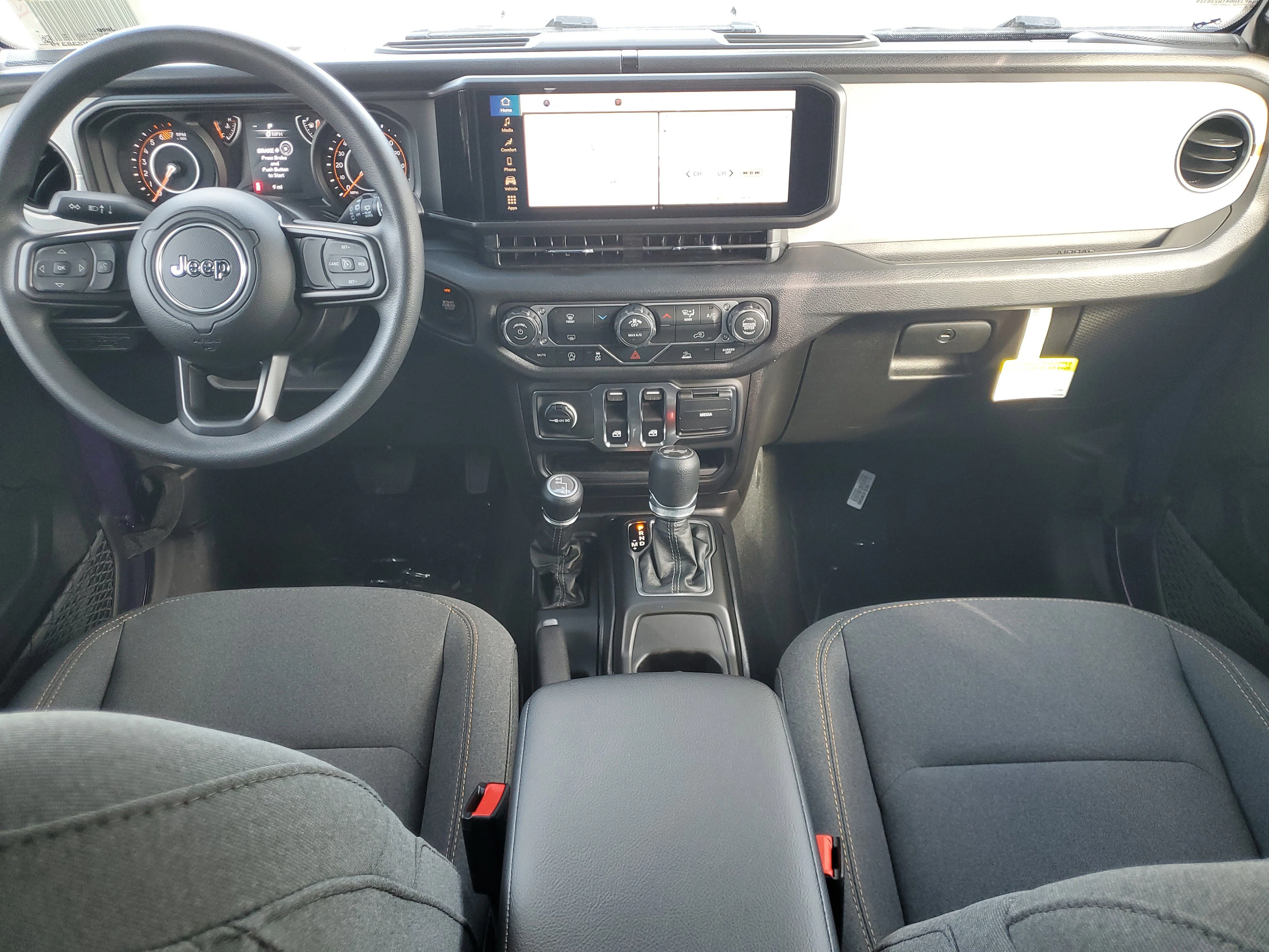 New 2026 Reign Jeep Sport image 9