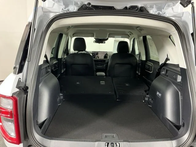 New 2026 Oxford White Ford Big Bend image 30