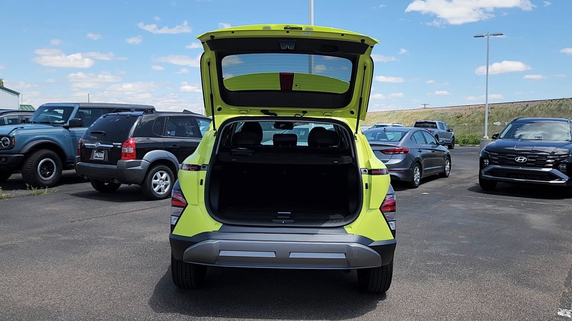 Certified Used 2026 Neoteric Yellow Hyundai SEL Premium image 17