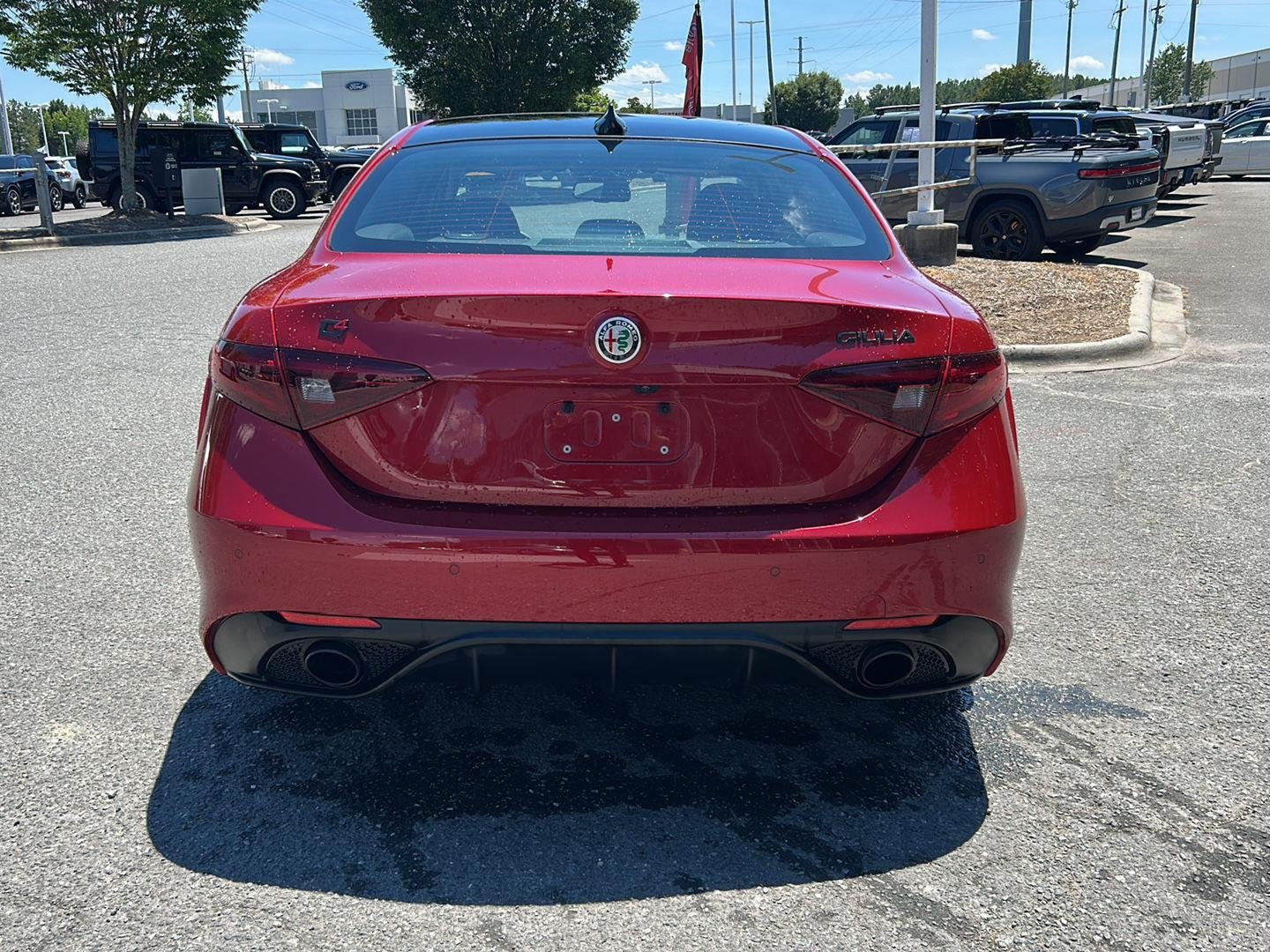 Used 2019 ROSSO COMPETIZIONE TRI-COAT Alfa Romeo TI image 4