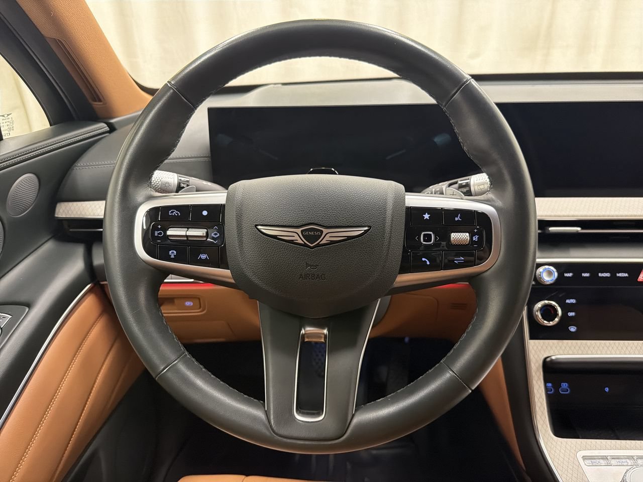2025 GENESIS GV80 Advanced - Photo 16