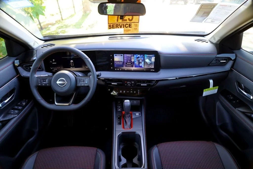 2026 Nissan KICKS SR - Photo 18