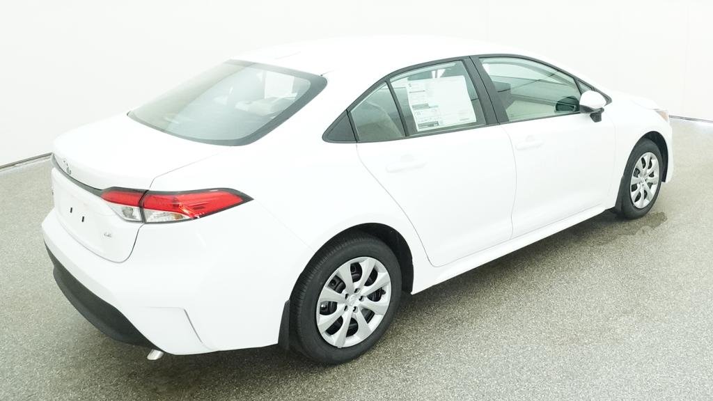 New 2026 Ice Cap Toyota LE image 18