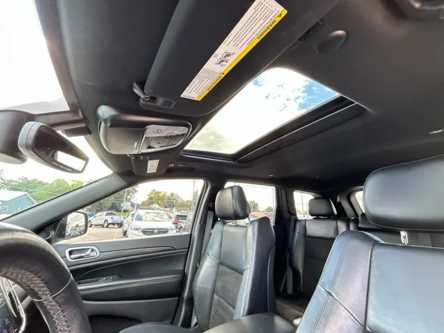 Used 2019 Bright White Clearcoat Jeep Altitude image 34