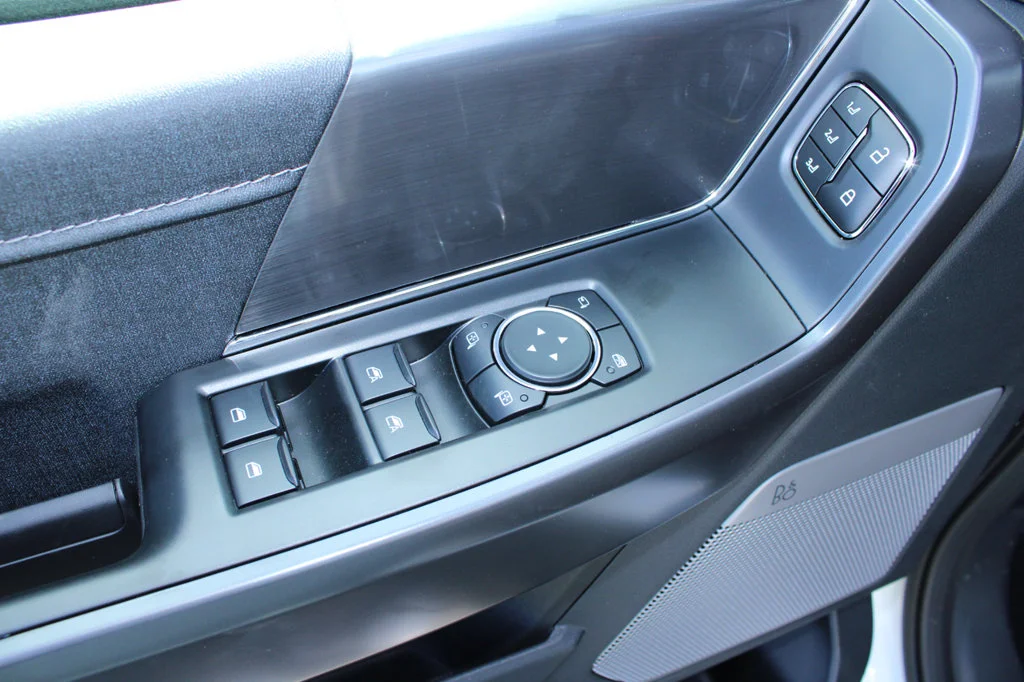 New 2026 Oxford White Ford Lariat® image 41