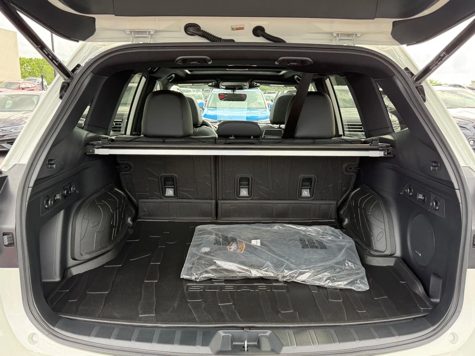Used 2025 Crystal White Pearl Subaru Wilderness image 35