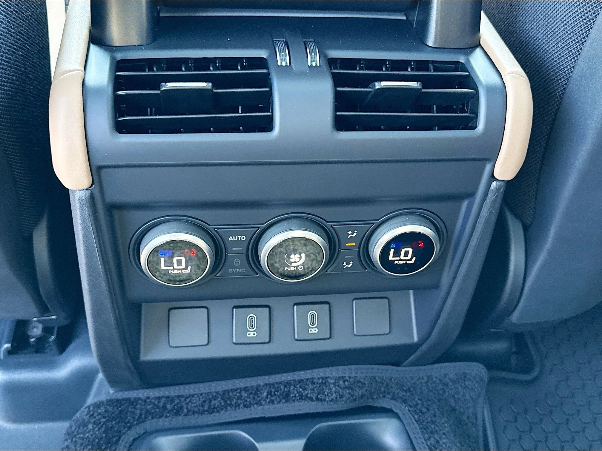 New 2026 Santorini Black Metallic Land Rover X image 19