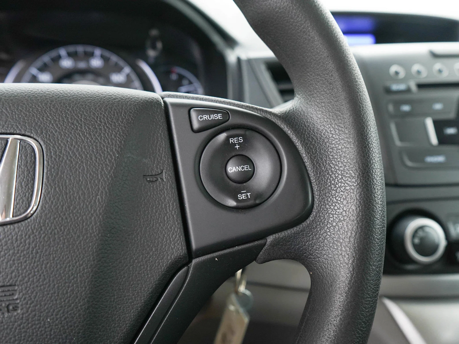 Used 2014 Silver Honda AWD 5dr LX image 24