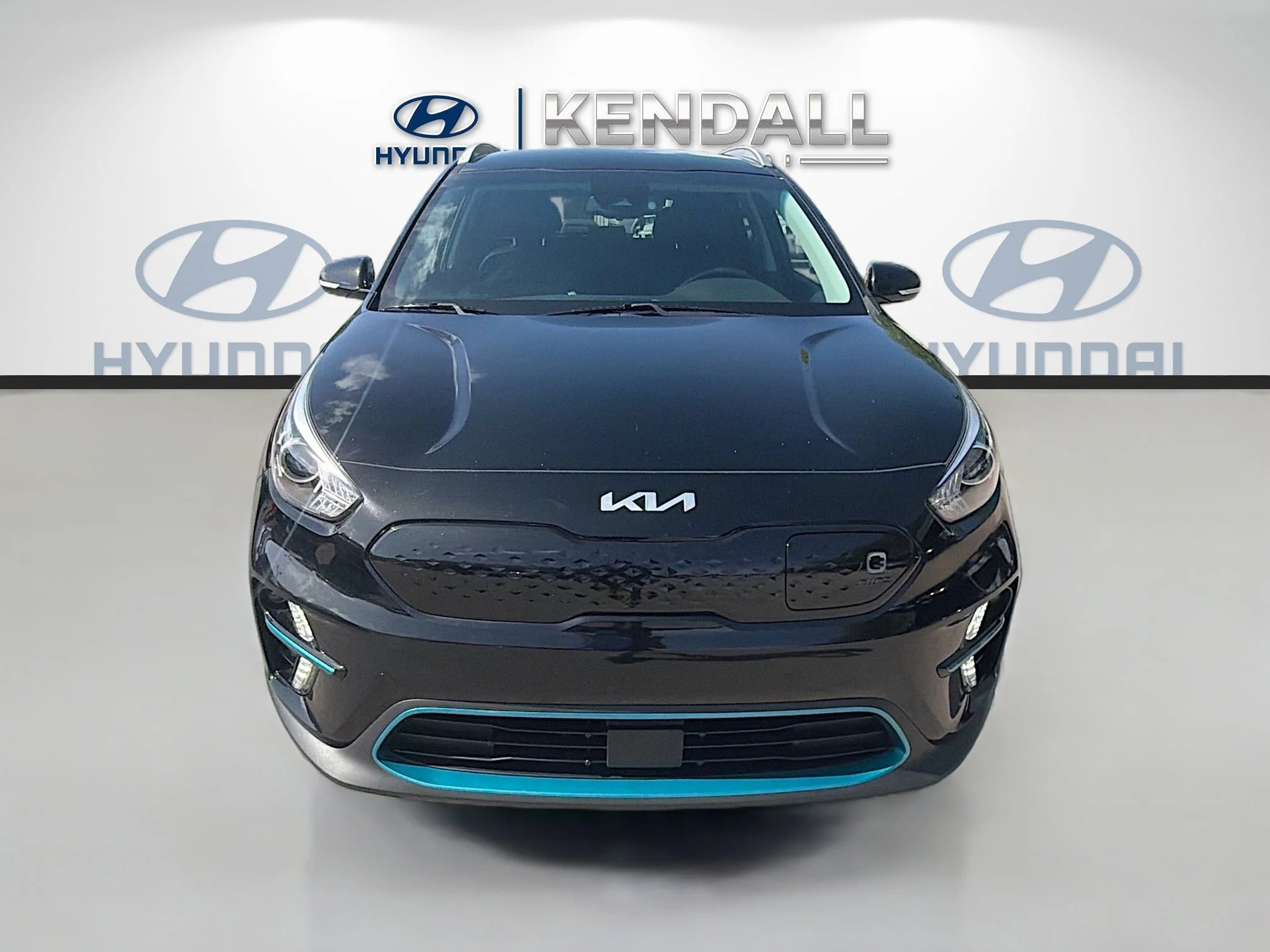 Used 2022 Kia Niro EX with VIN KNDCC3LG8N5118015 for sale in Miami, FL