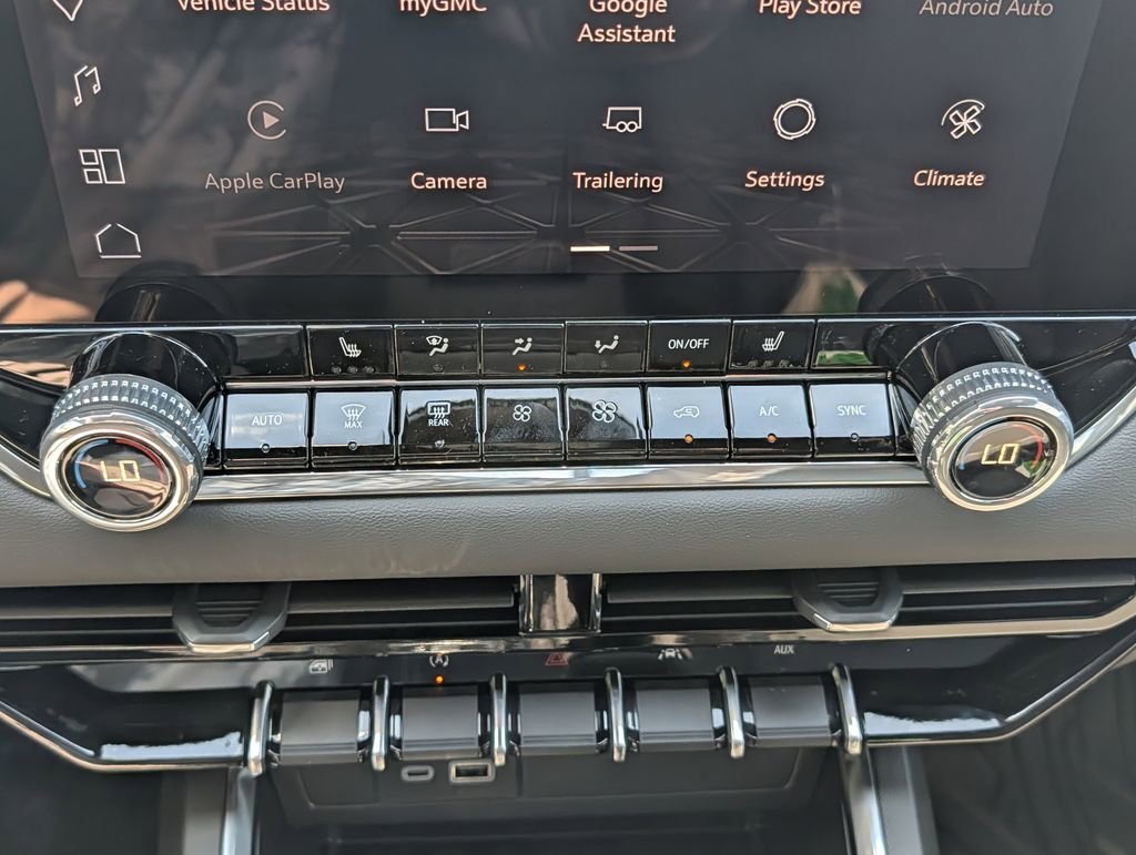 2026 GMC Canyon Elevation - Photo 24