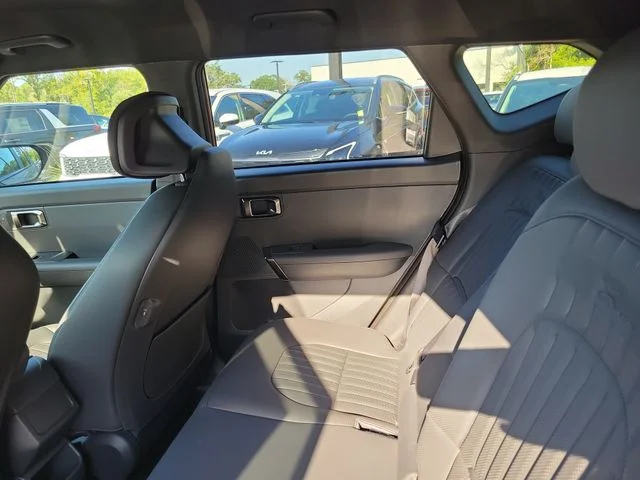 New 2027 Magma Red Matte Kia X-Line S image 10