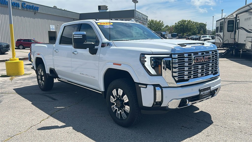 2025 GMC Sierra 3500HD Denali