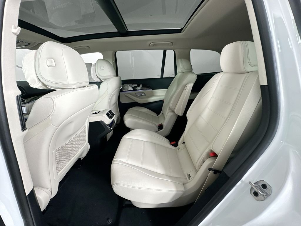 New 2026 Polar White Mercedes-Benz GLS 450 image 26