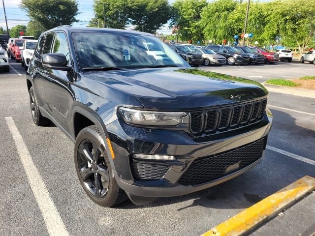 2023 Jeep Grand Cherokee Limited 4x4's photo