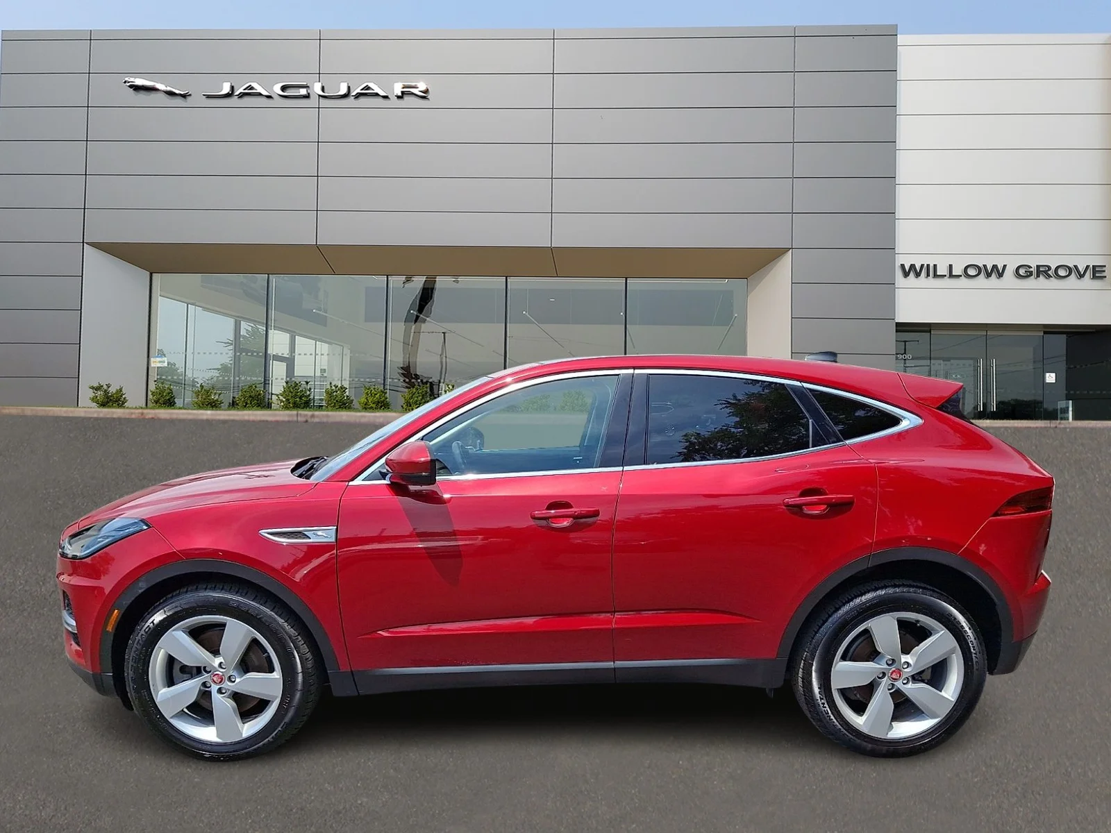 Certified Used 2022 Caldera Red - 1BD Jaguar SE P250 AWD Automatic image 6
