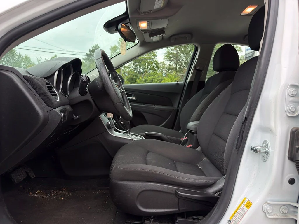 Used 2016 Chevrolet Cruze Limited 1LT with VIN 1G1PE5SB4G7229030 for sale in Wellington, OH