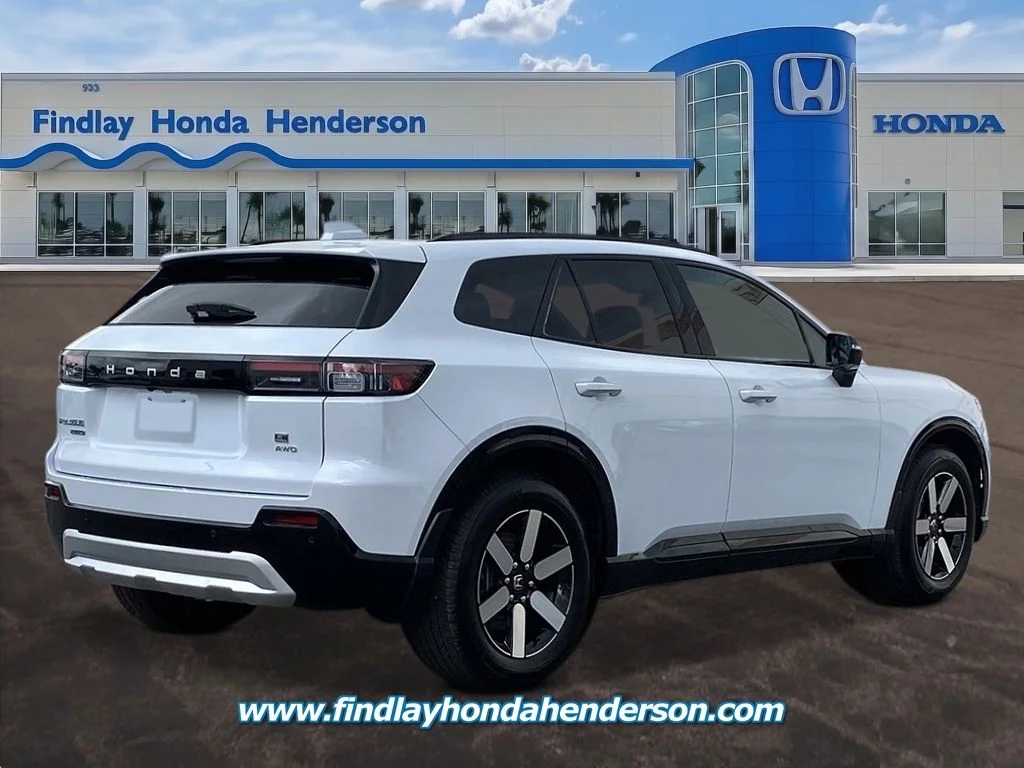 New 2026 Frostline White Pearl Honda Touring image 4