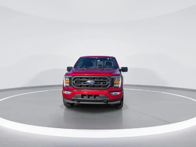 Used 2023 Red Ford XLT image 3