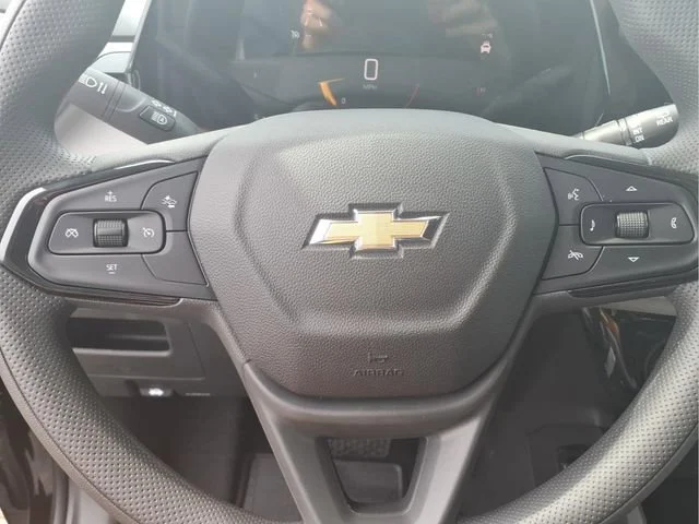 New 2026 Mosaic Black Metallic Chevrolet LT image 13