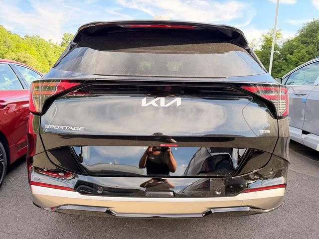 Used 2026 Black Kia SX-Prestige image 16