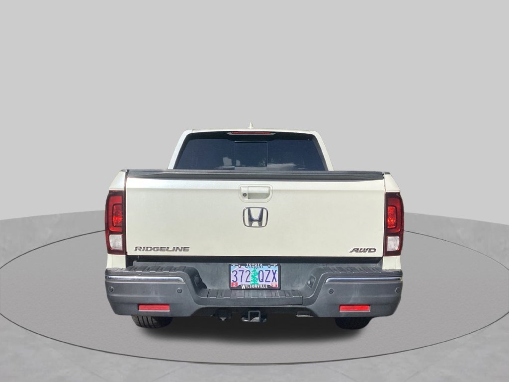 Used 2019 White Honda RTL-E image 24