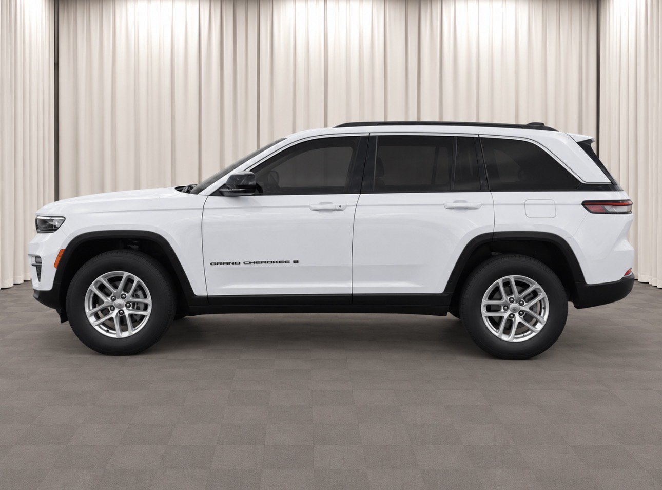 Used 2025 Bright White Clearcoat Jeep Laredo X image 6