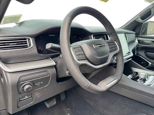 New 2026 White Jeep Limited Reserve image 10