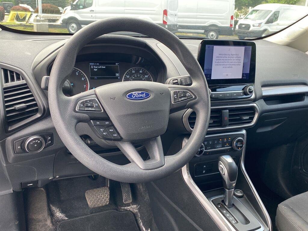 Used 2022 Moondust Silver Ford SE image 5