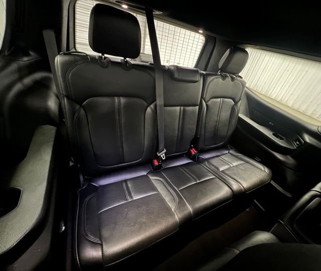 Used 2024 White Jeep Series II image 21