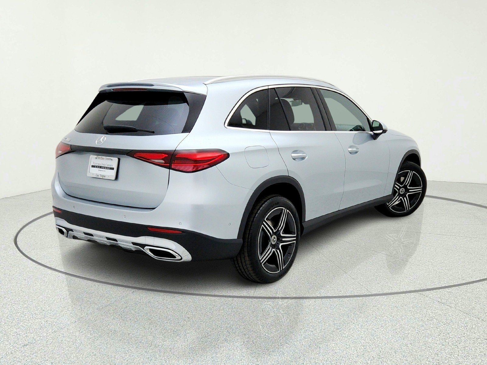New 2026 Cirrus Silver Metallic Mercedes-Benz GLC 300 SUV image 9
