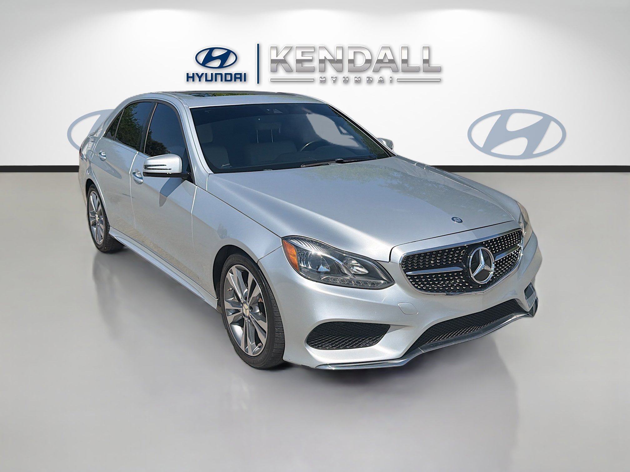 2016 Mercedes-Benz E-Class E350 Sport's photo