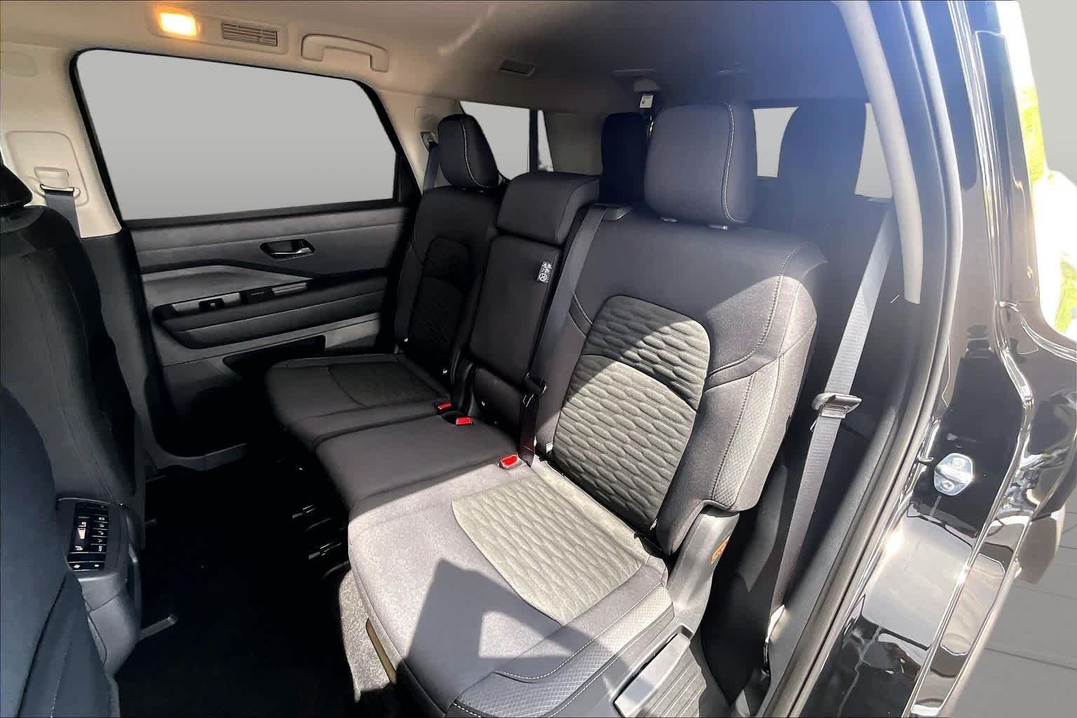 Used 2025 Super Black Nissan SV image 19