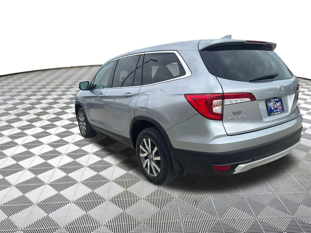 2020 Honda Pilot EX-L - Photo 3
