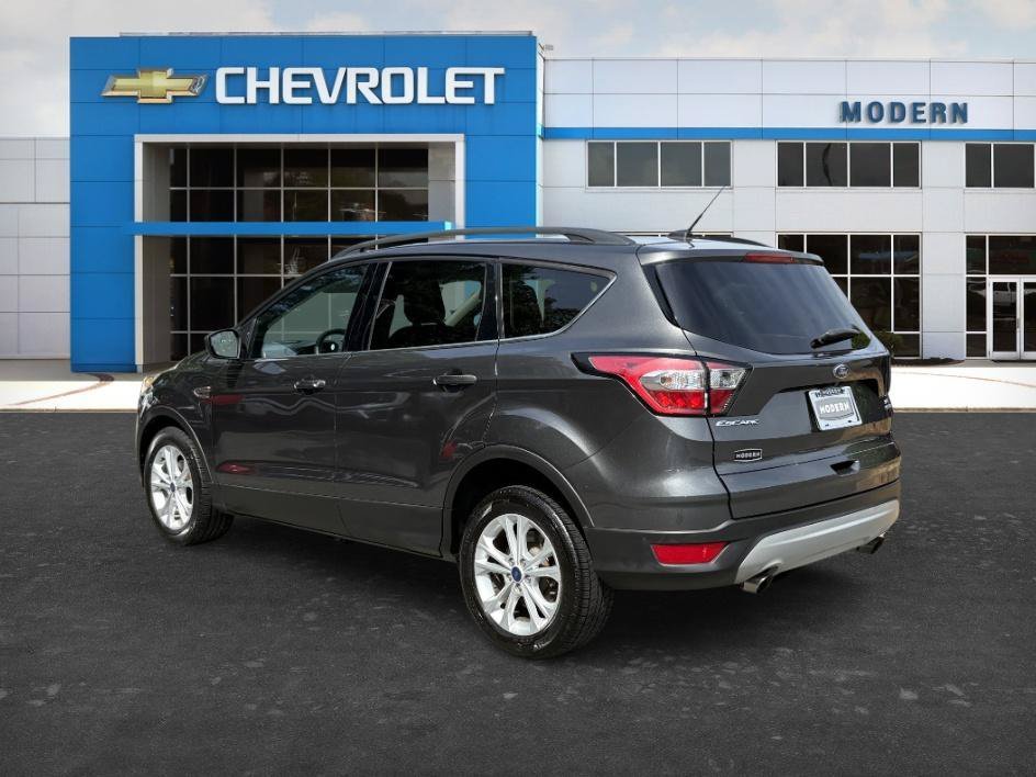 Used 2018 Magnetic Ford SE image 3