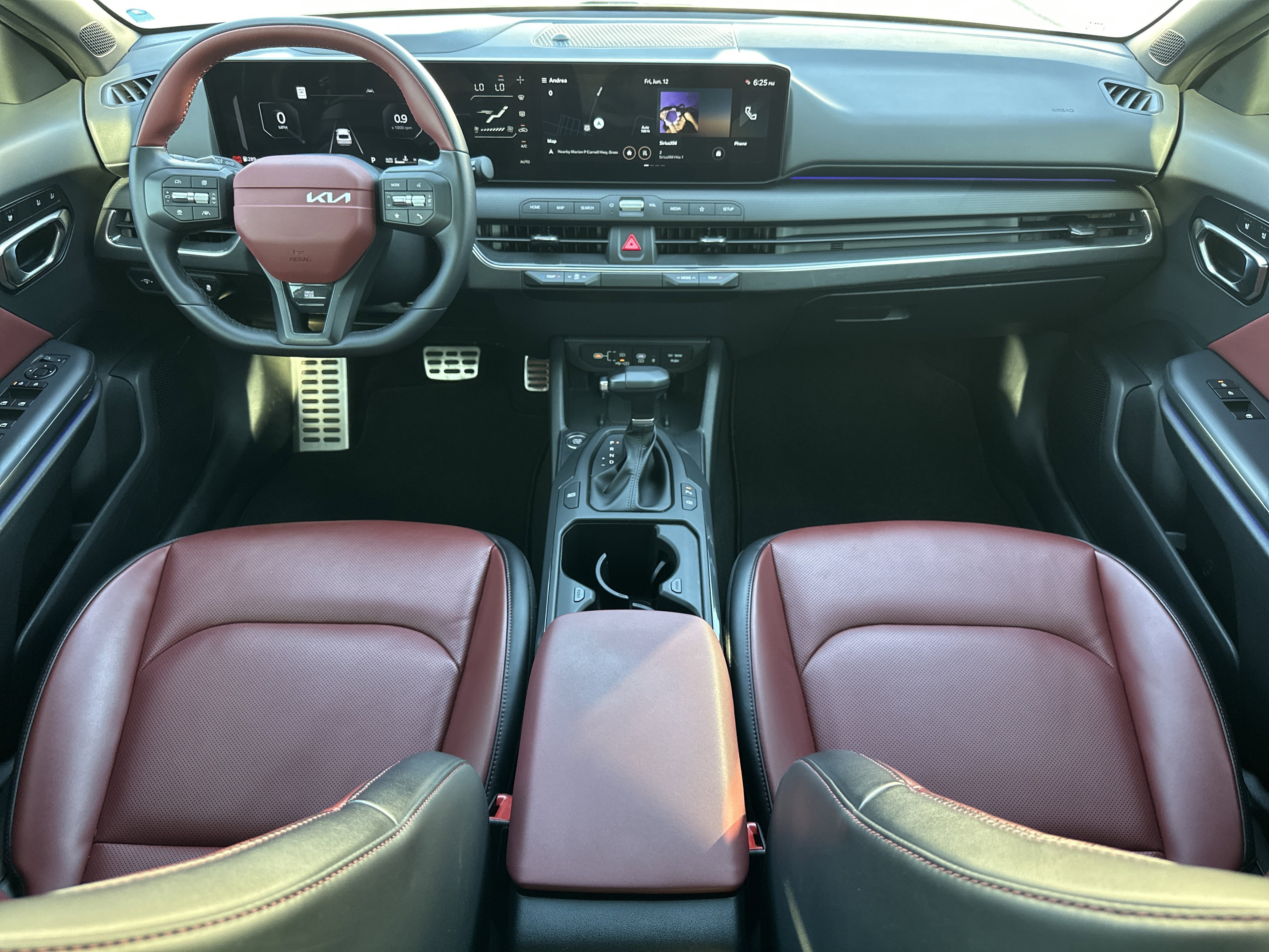 Used 2025 Snow White Pearl Kia GT-Line Turbo image 21