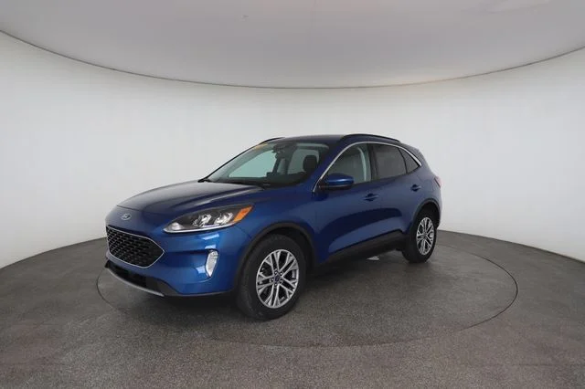 Used 2022 Blue Ford SEL image 3