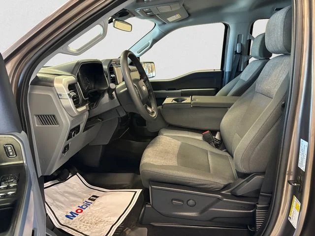 Used 2023 Gray Ford XLT image 10