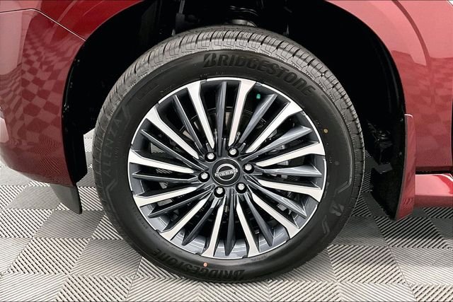 New 2026 Coulis Red Pearl/Super Black Nissan Platinum Reserve image 13