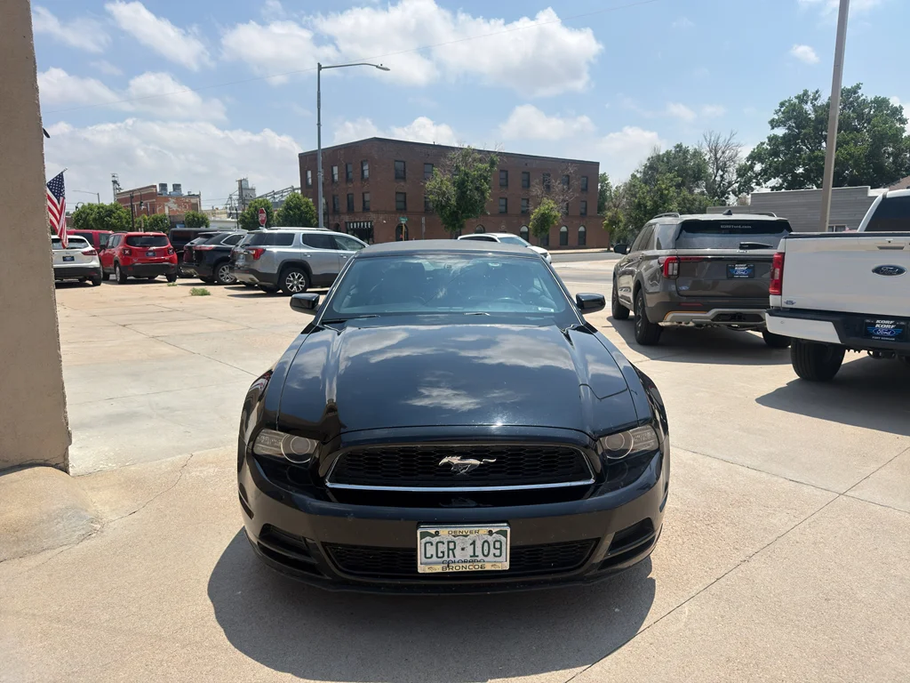 Used 2014 Black Ford Base image 5