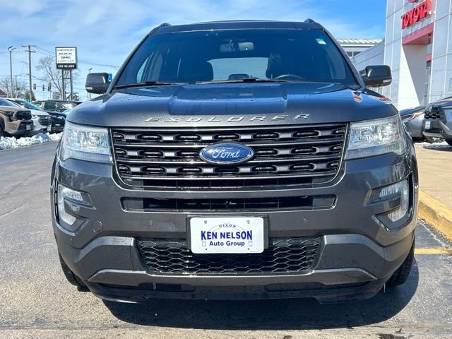Used 2017 Ford Explorer XLT with VIN 1FM5K8DH0HGD94323 for sale in Dixon, IL