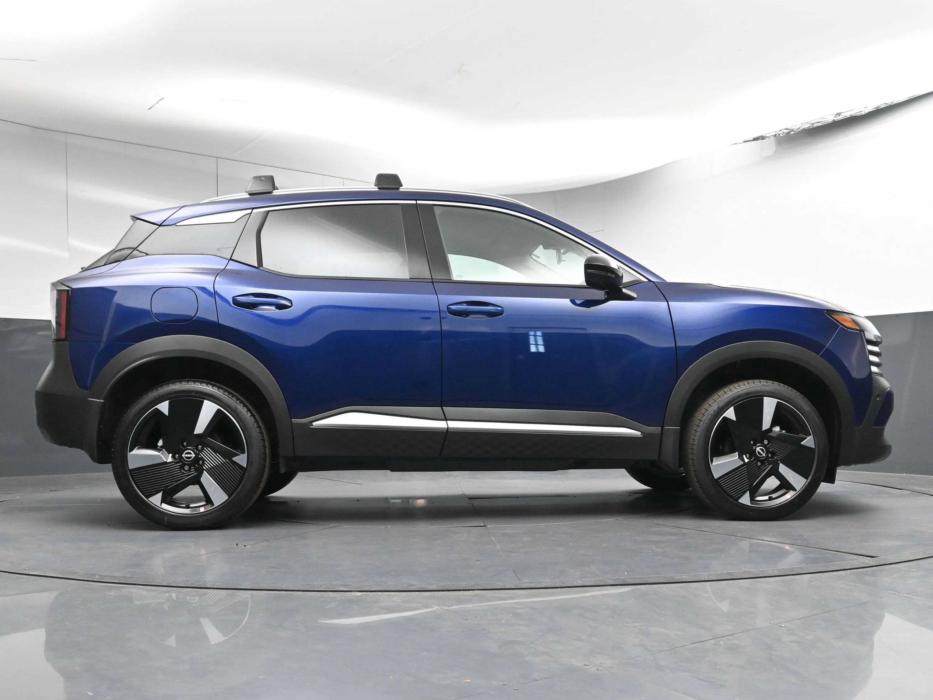 New 2026 Deep Blue Pearl Nissan SR image 22