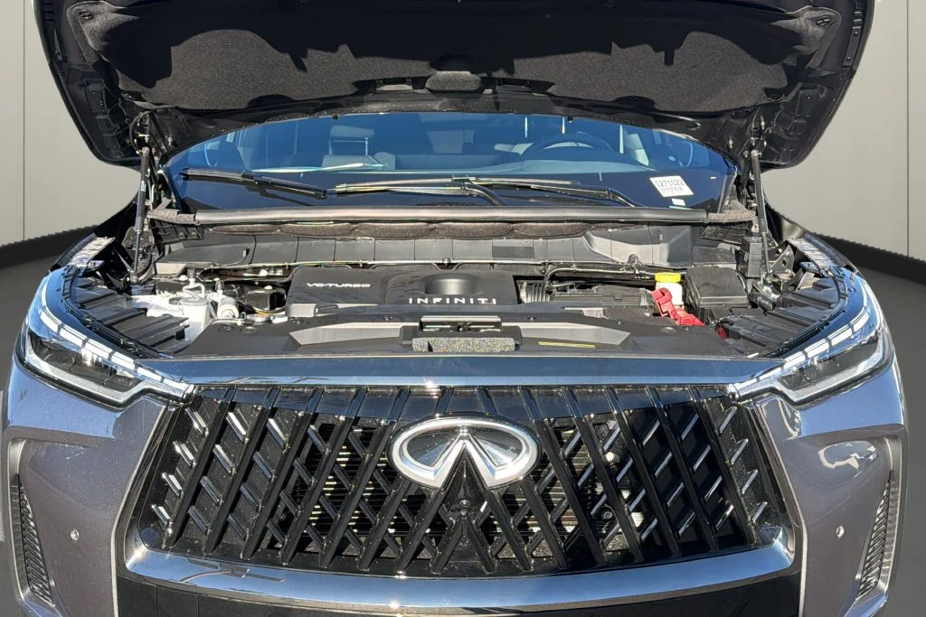 New 2027 GRAPHITE SHADOW INFINITI Sport AWD image 10