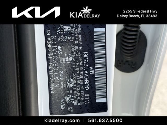Certified Used 2025 White Kia LX image 31