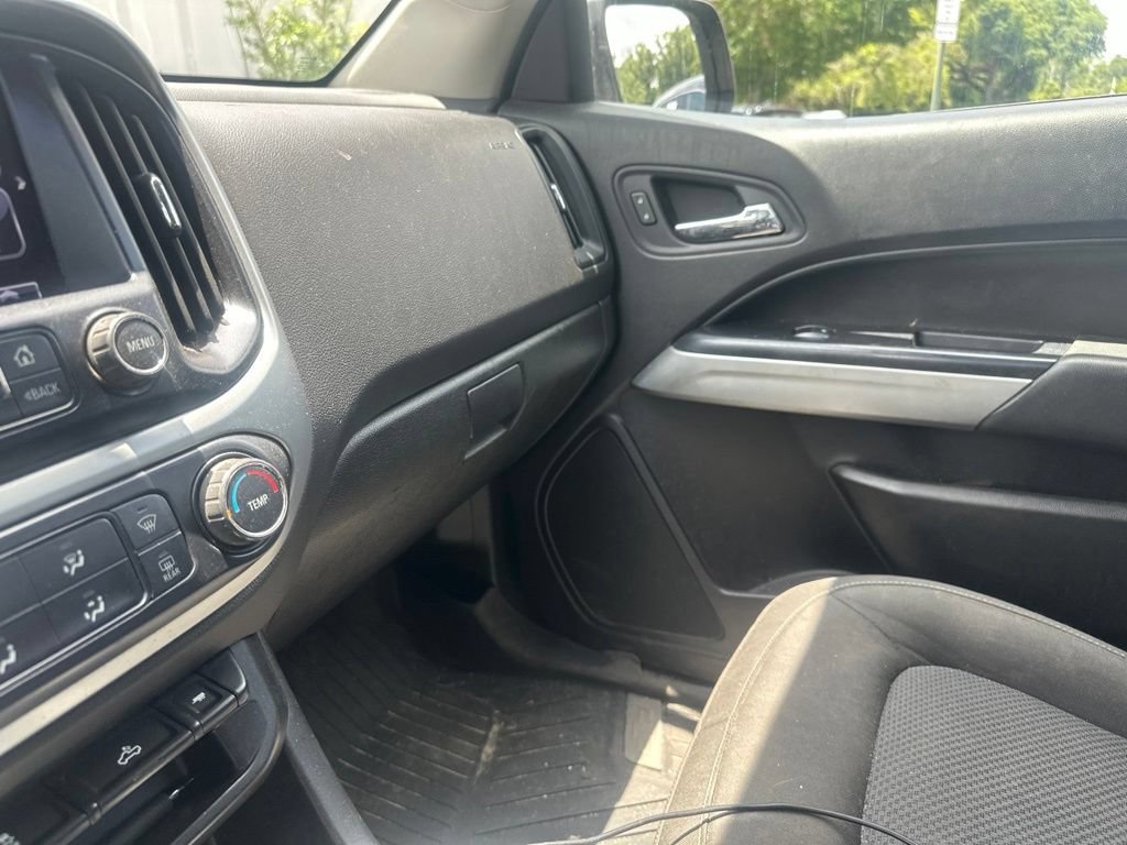 Used 2017 CYBER GRAY METALLIC Chevrolet 2WD LT image 18