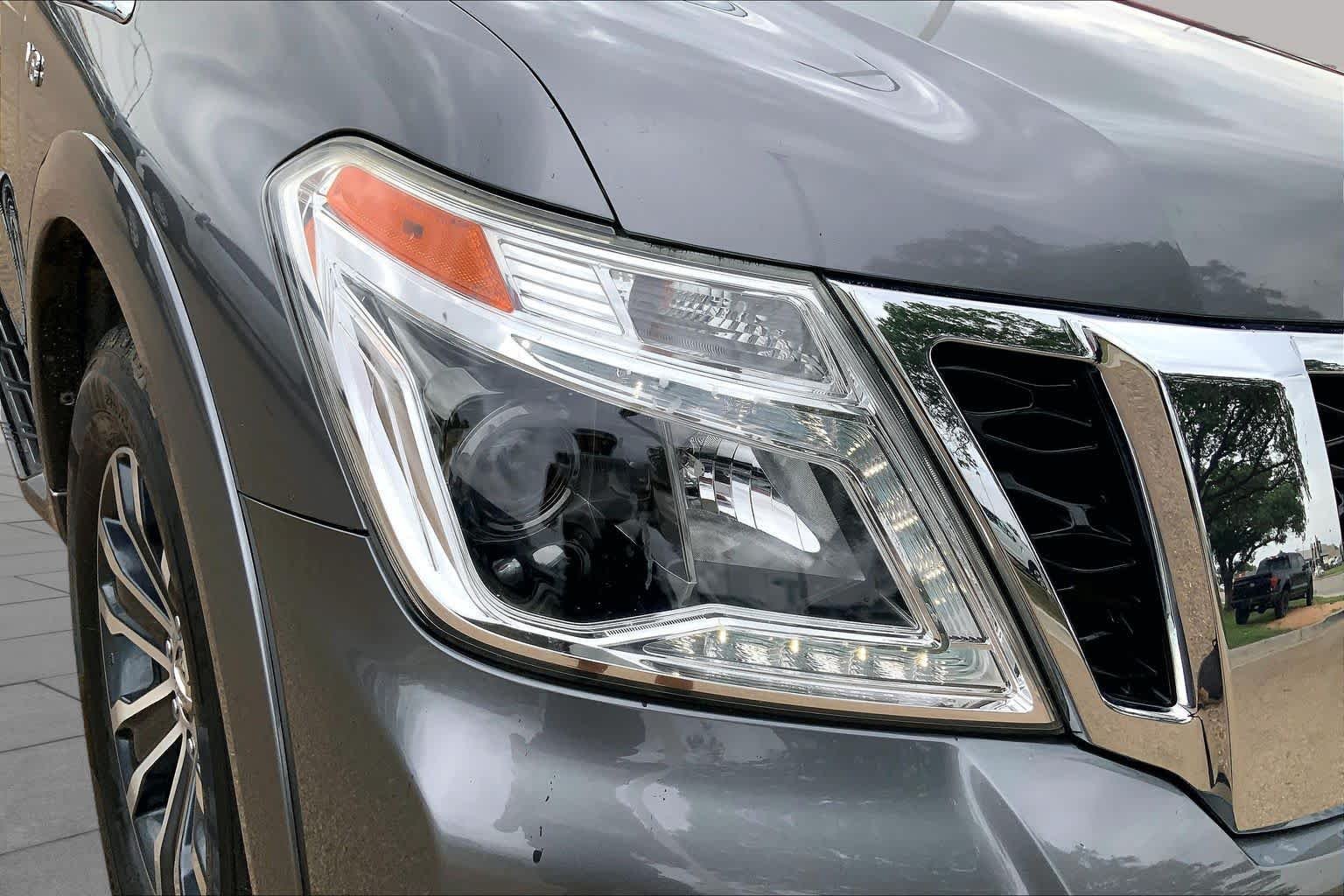 Used 2020 Gun Metallic Nissan SL image 36