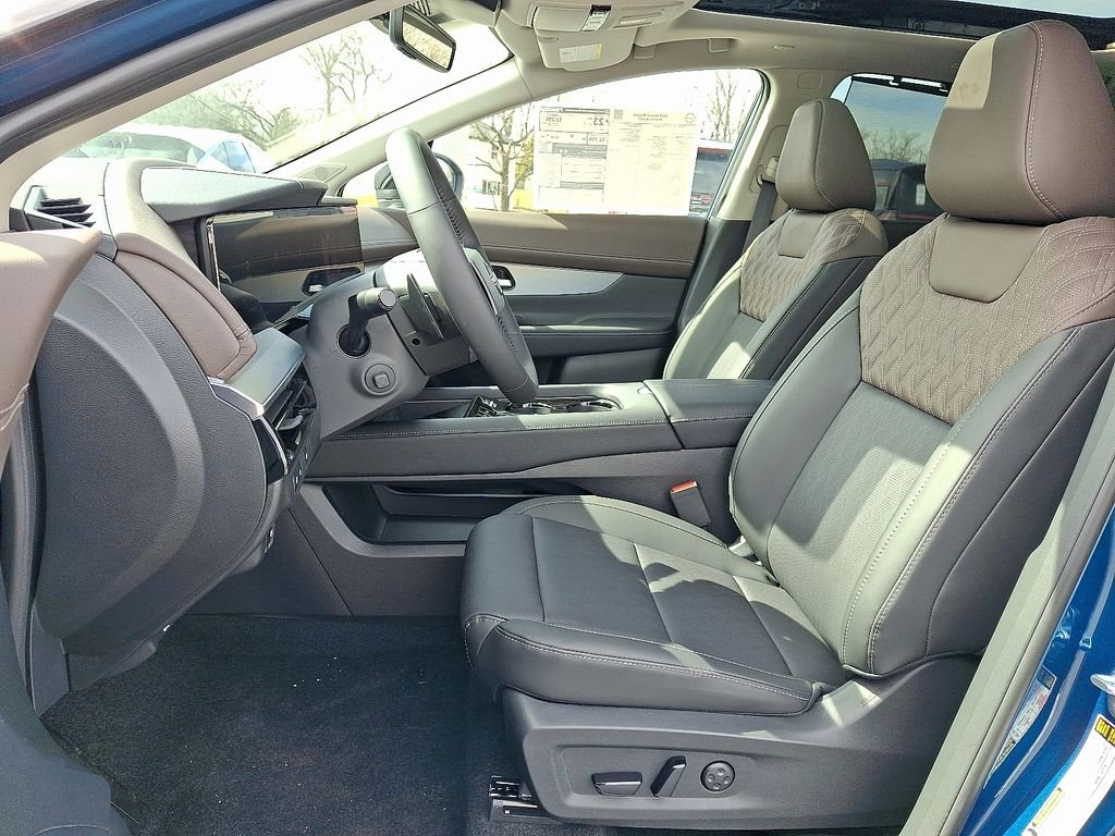 New 2026 Blue Nissan Platinum image 9