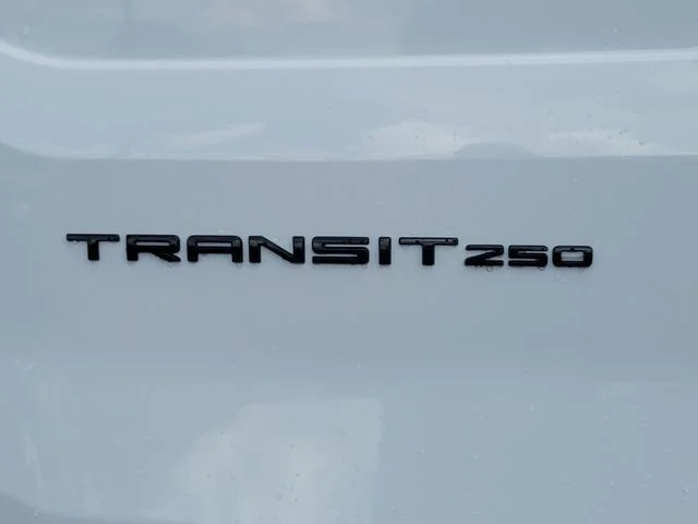 New 2026 Oxford White Ford Base image 9