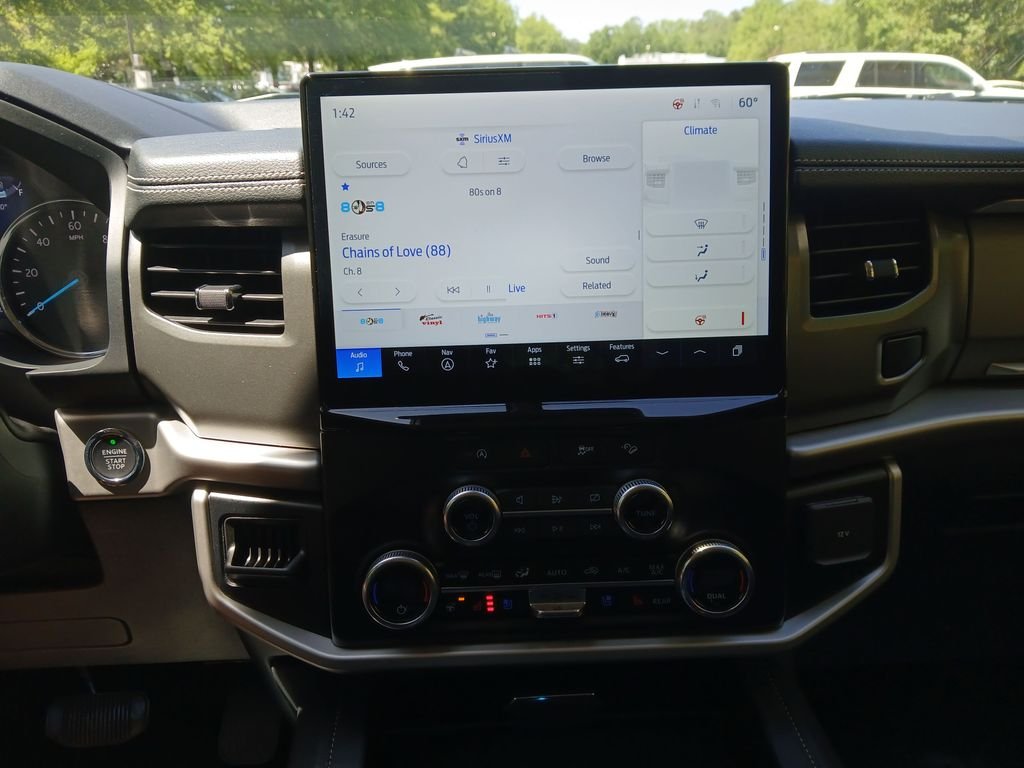 Used 2024 Black Ford XLT image 19