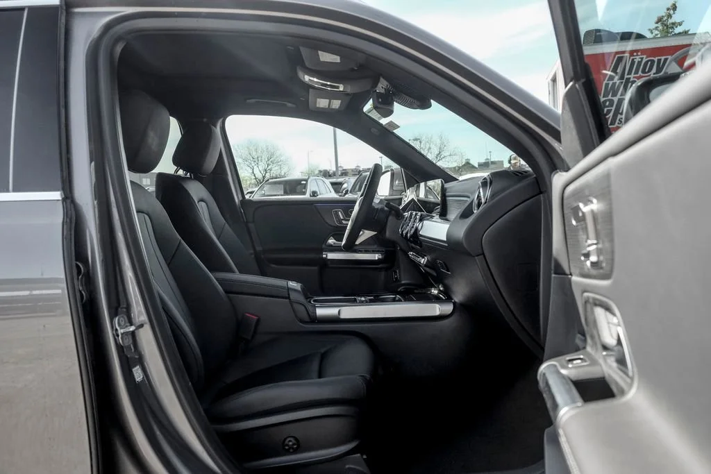 New 2026 Mountain Grey Metallic Mercedes-Benz GLB 250 image 56