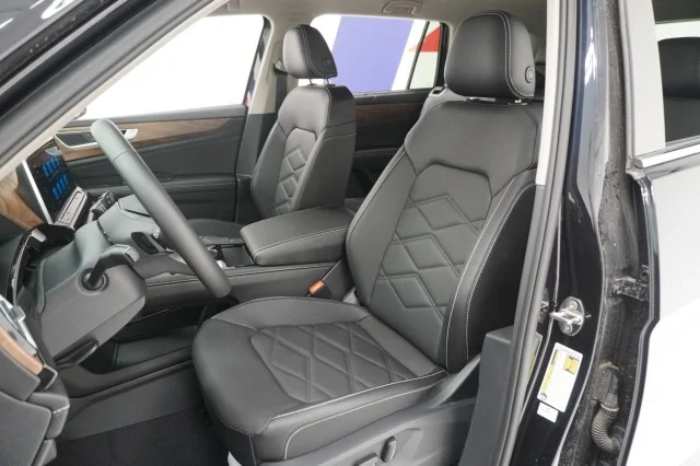 2026 Volkswagen Atlas SE w/Tech - Photo 16